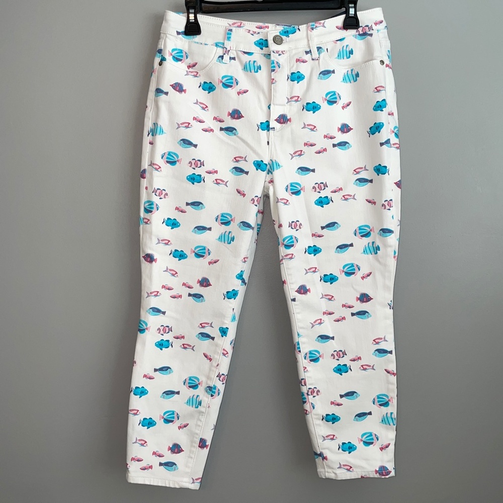 NWT Talbots High Waist Jegging Crop Pants Jeans Fish Print Size 10P 10 Petite - Picture 3 of 9